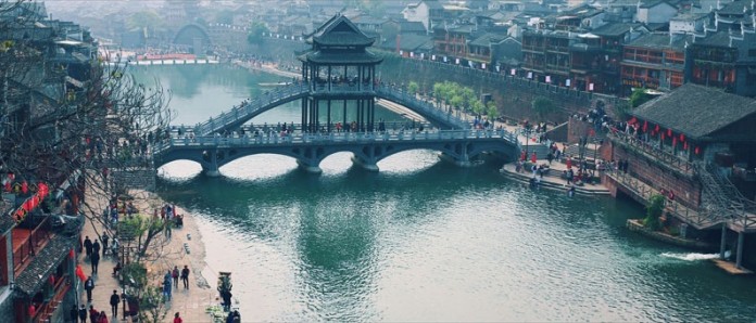 1 The Phoenix town china 9