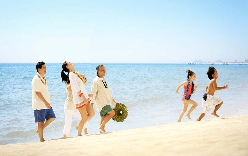 pham van dong beach danang