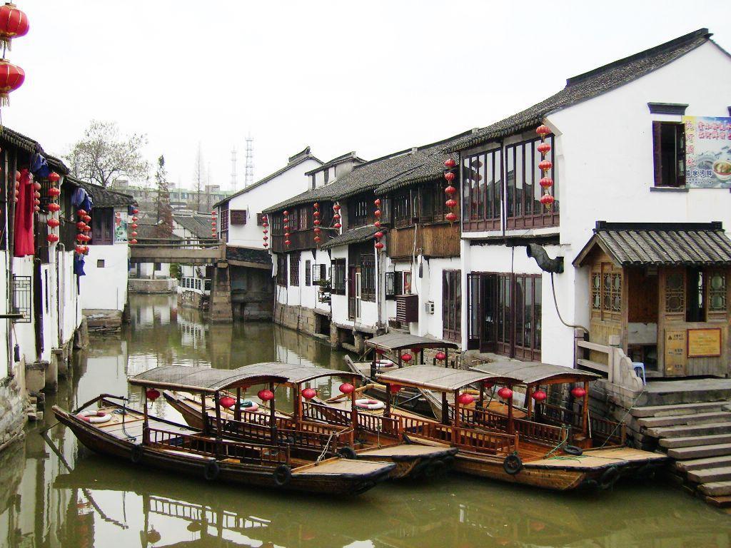 Photo: shanghailighlights.com
