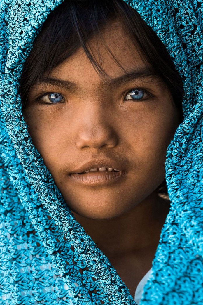 An Phuoc, 7 years old eye - windows of the soul