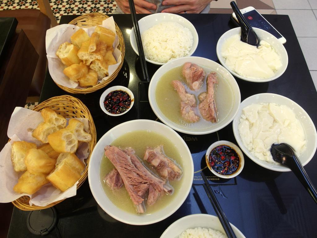 Bak Kut Teh can be eaten with rice or noodle