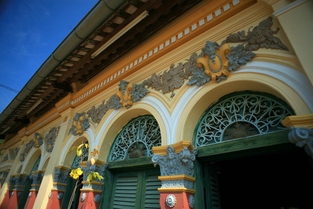 Binh Thuy ancient house can tho travel tips 30