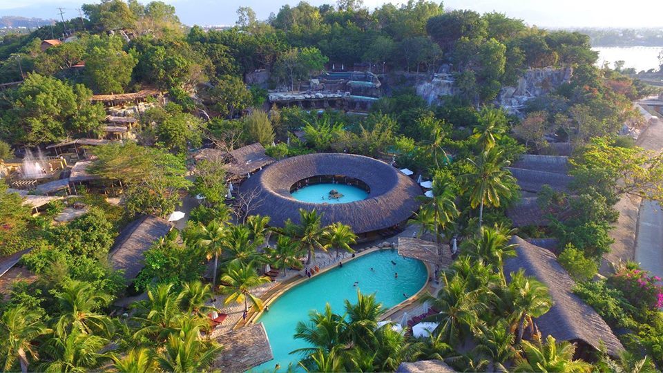 First hot mineral water park in Vietnam