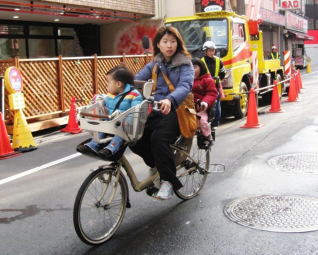 japan woman bikes japanese style travel guide