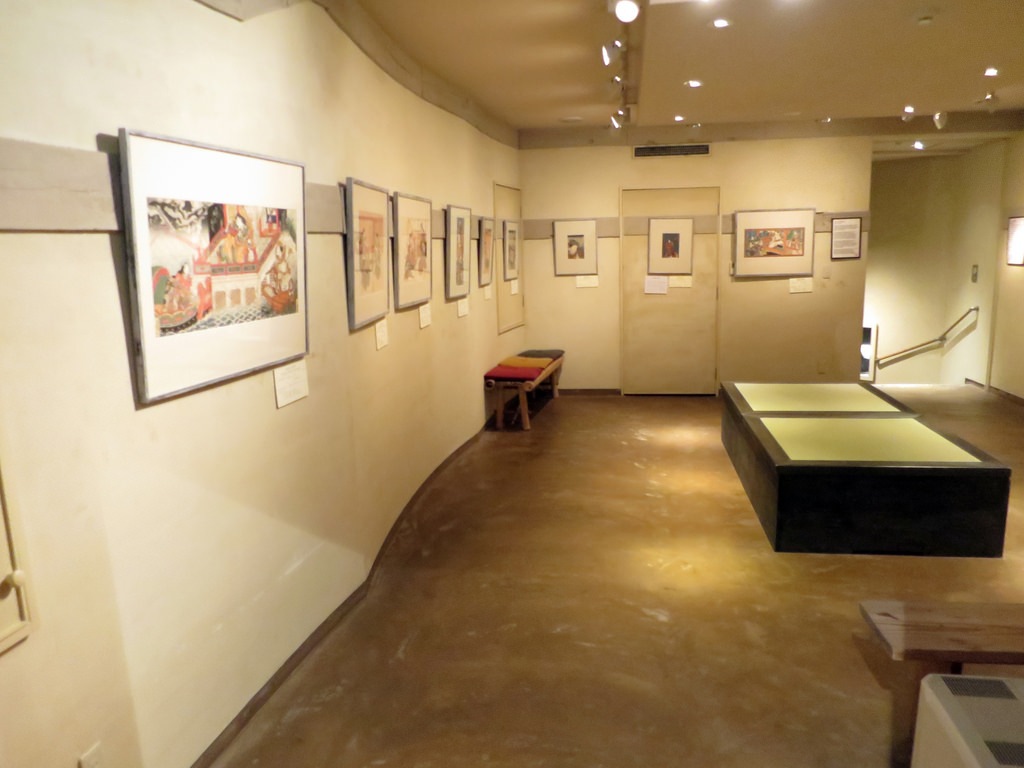 Inside Kamigata Ukiyoe Museum Photo: staticflickr