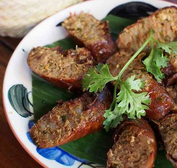 Sai_Oua_Dish_Chiang_Mai thailand things to do 17