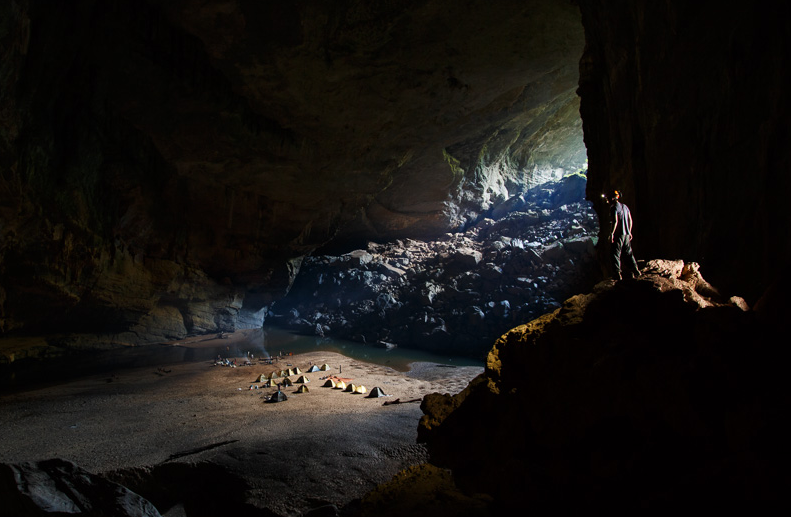 hang-en cave cave phong nha ke bang national park
