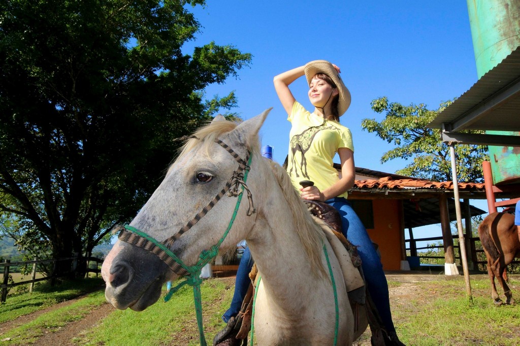 panama adventure travel guides 24