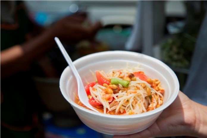 som-tum-green-papaya-salad-thai-food Som Tum (Spicy Green Papaya Salad)