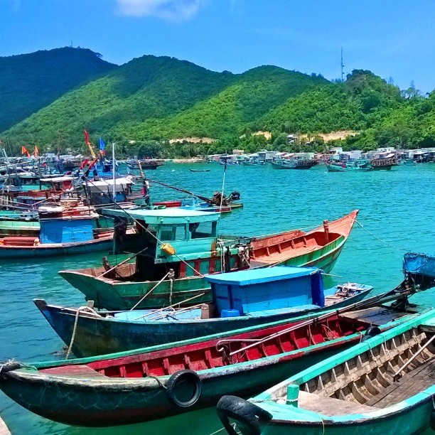 Traveling around by boats gives you incredible experience