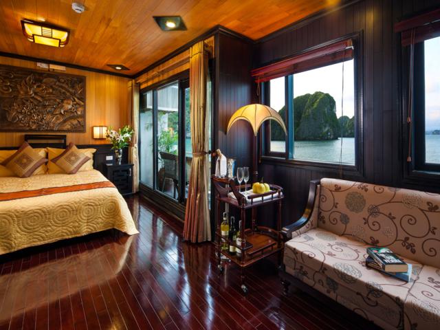 cruise ship vietnam