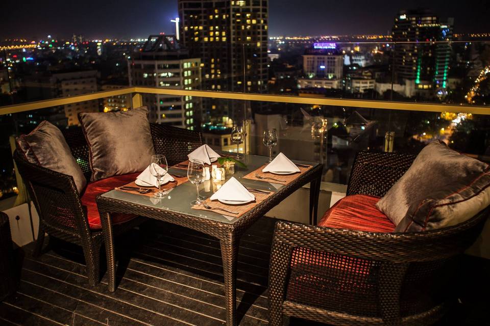 Skyline Hanoi rooftop bar