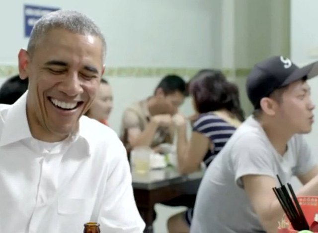 Obama anthony bourdain dines bun cha noodles at huong lien in hanoi vietnam