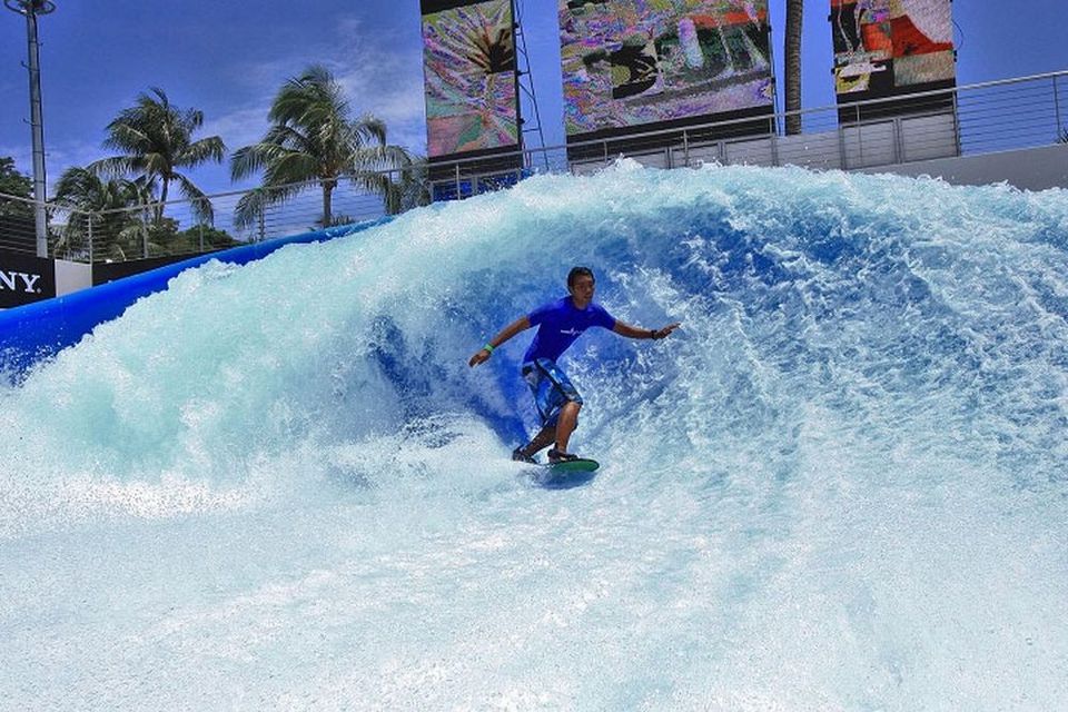 Sentosa Wave House2