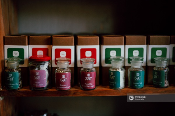 It is recommended to order "Everyone Needs Passion" - under the Blends menu of mango, passion fruit, soy milk, coconut oil, honey, and lime.