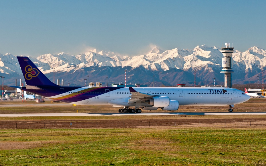 9 tips for a safe flight with airplanes (2)