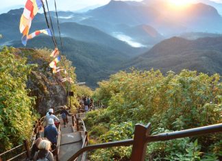 ADAM PEAK sri lanka attractions things to do guide 2