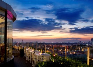 Cielo 13 Sky Bar hanoi vietnam
