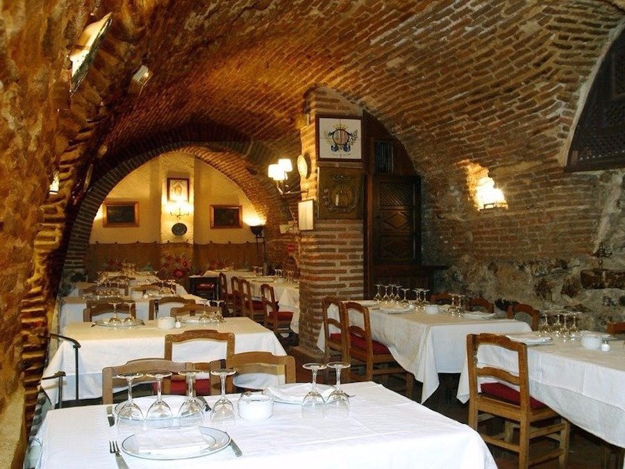 Roast Suckling Pig at Sobrino de Botín: The World's Oldest Restaurant