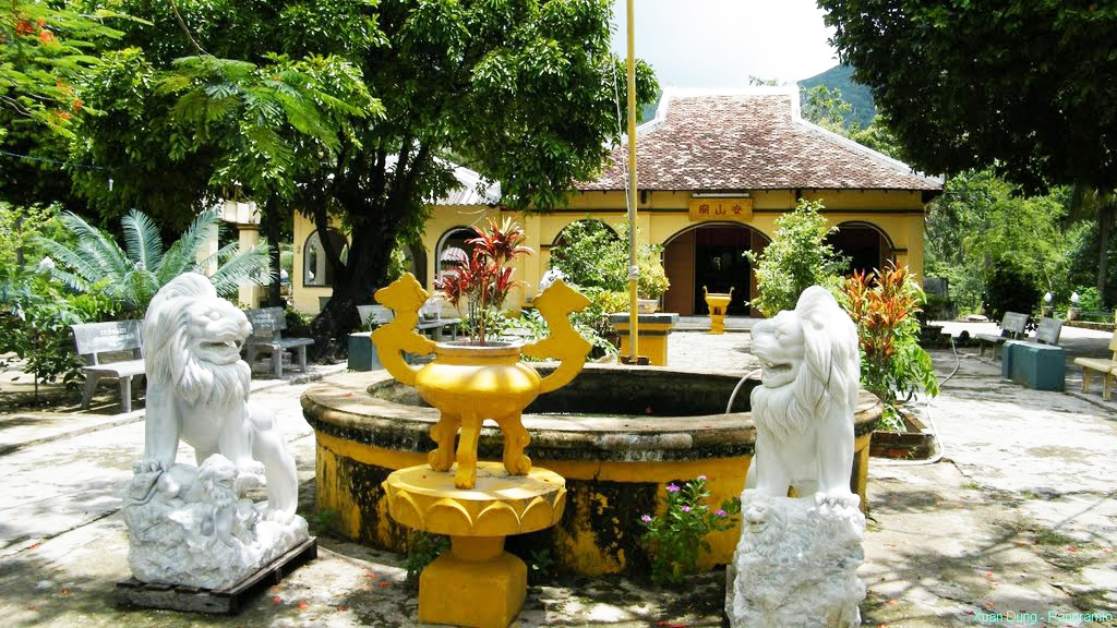 phi yen shrine con dao island travel attractions 6