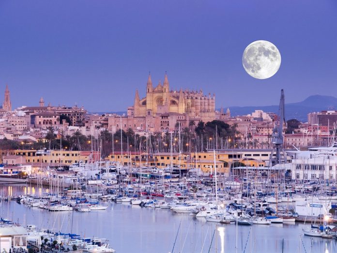 coastal-spain-palma-town