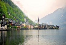 29+ captivating of Hallstatt images make your heart race hallstatt village austria photo travel photography 1