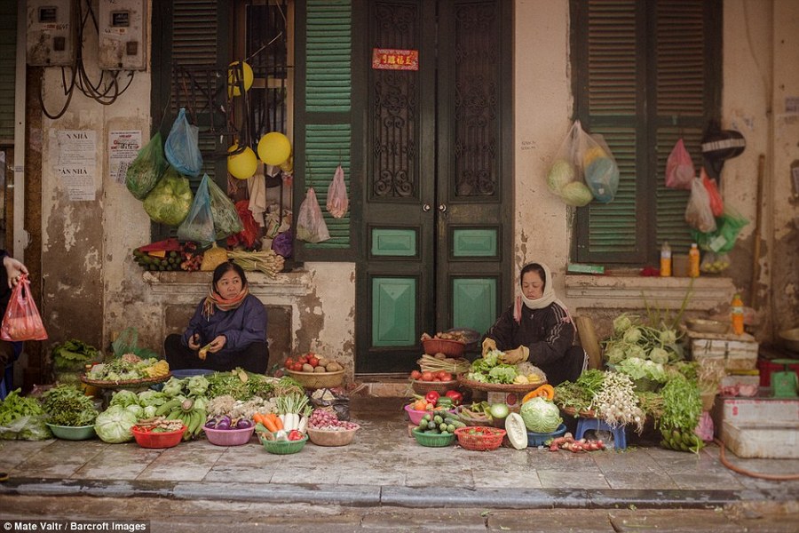 hanoi old quarter photos mate valtr photography vietnam 23
