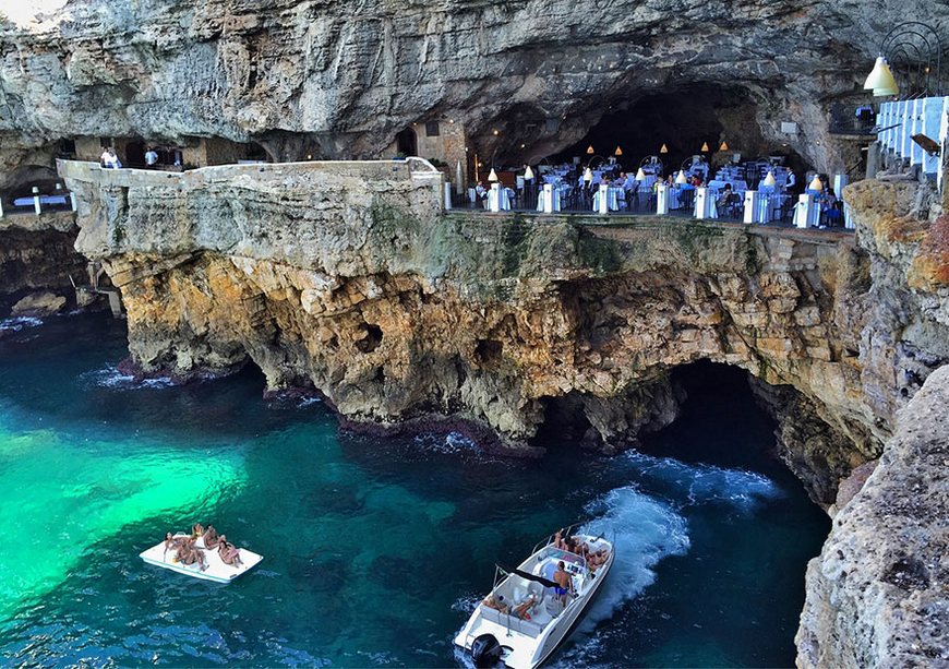 stunning photos of italian-cave-restaurant-grotta-palazzese-polignano-mare 1