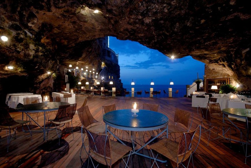 stunning photos of italian-cave-restaurant-grotta-palazzese-polignano-mare 1