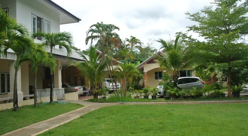 tao's residence chiangmai thailand travel destinations