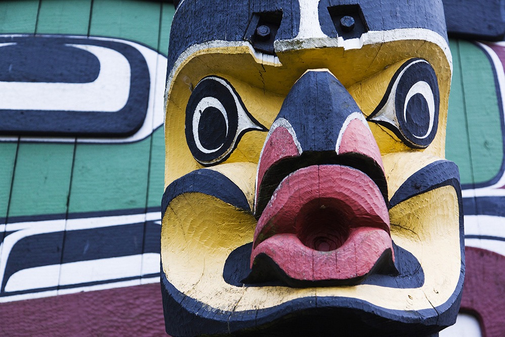 canada photo photography travel Edited-Victoria-Totem-Pole-AWL_CA01137
