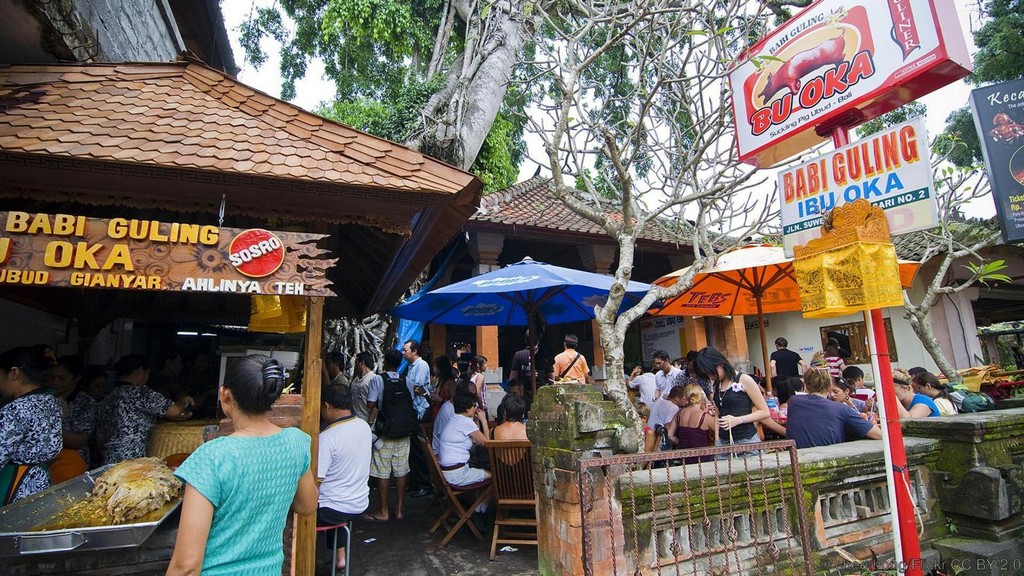 Ibu Oka, Babi guling, roasted suckling pig, Bali, Indonesia