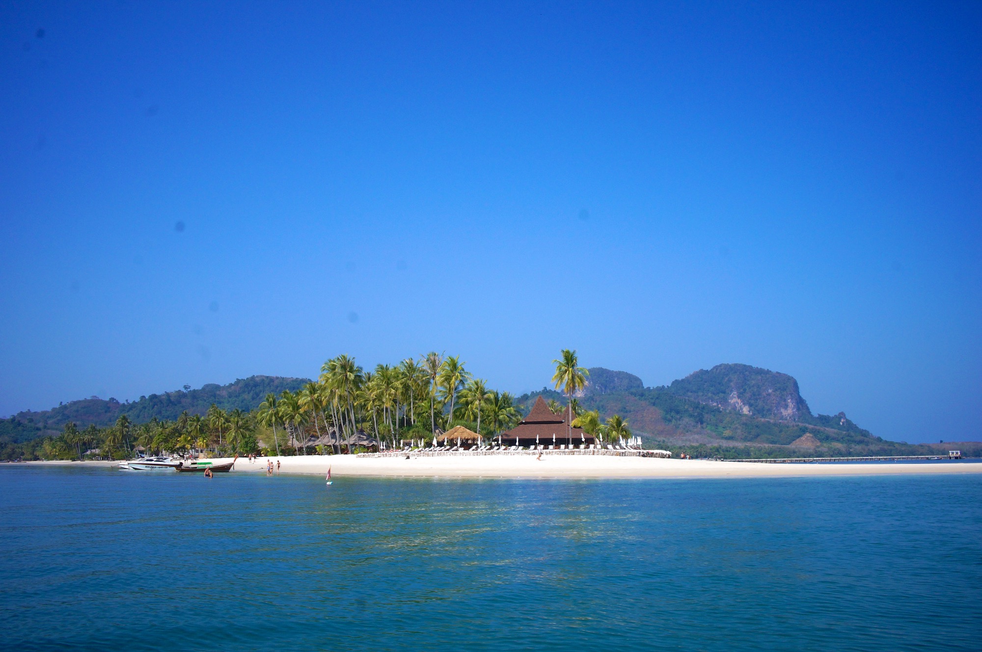 Glorious Koh Mooh Island. Source girlslove2travel.com