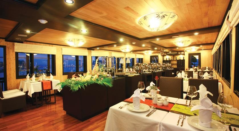 Syrena Cruises, luxury cruises, halong bay, vietnam 12