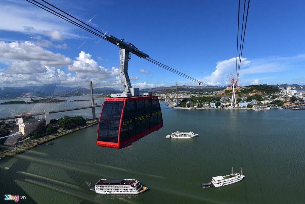cable car, halong bay, vietnam