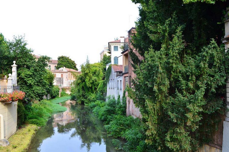 canal-padova italy attractions