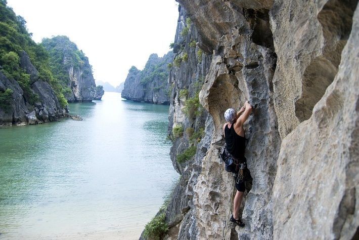 climb, halong bay, vietnam