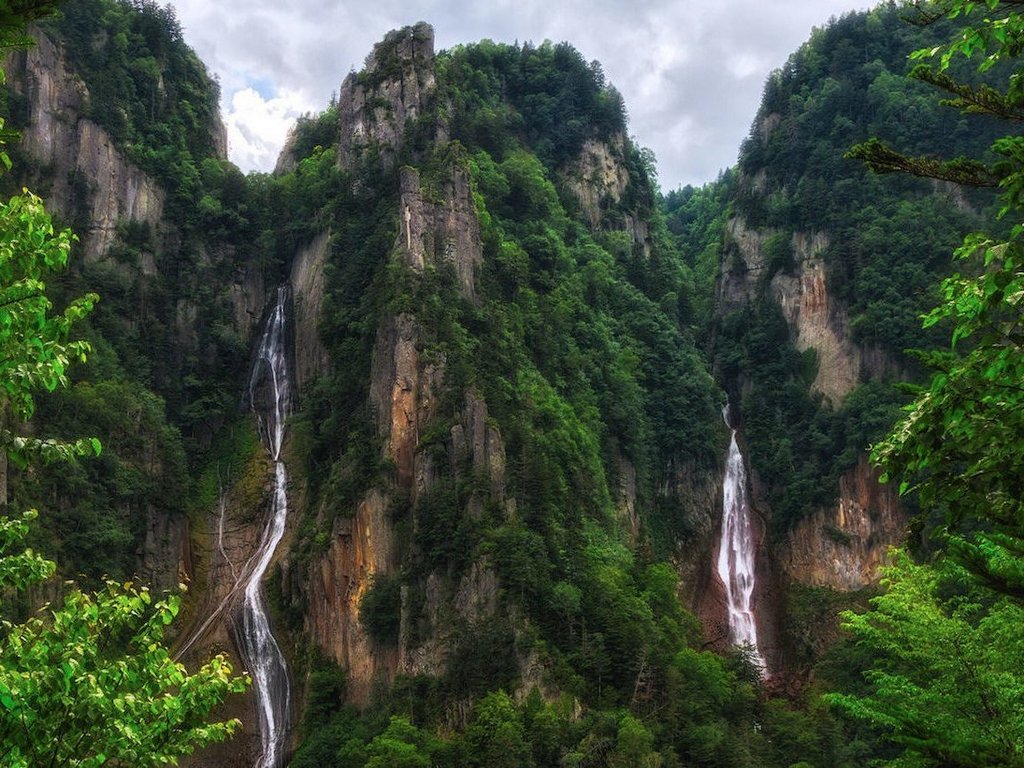 daisetsuzan-is-japans-largest-national-park