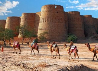 derawar fort in bahawalpur pakistan