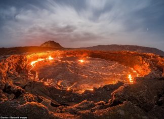 gateway of hell joel santos photographer captures rare photos of 100 year old lava lake ethiopia (1)