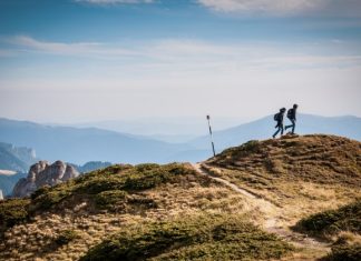 golden rules every traveler need to know travel tips (1)