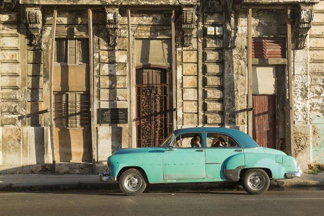 havana cuba photos travel rehahn guide city old street (9)