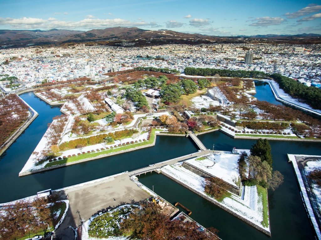 heres-hakodate-as-seen-from-the-tower