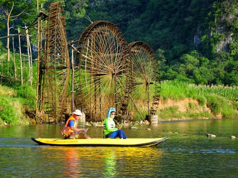 kayak, Pu Luong Retreat, Thanh Hoa, Vietnam