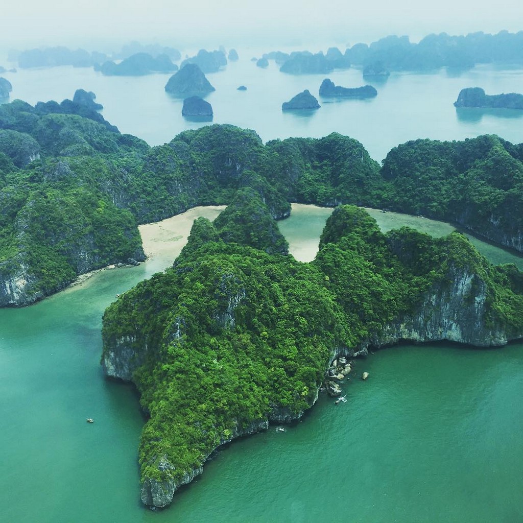 seaplane, halong bay, vietnam