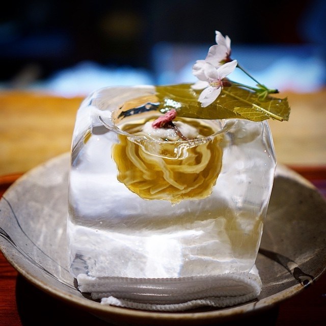 tempura matsu Japanese restaurant serves up noodles in stunning ice block bowls (1)