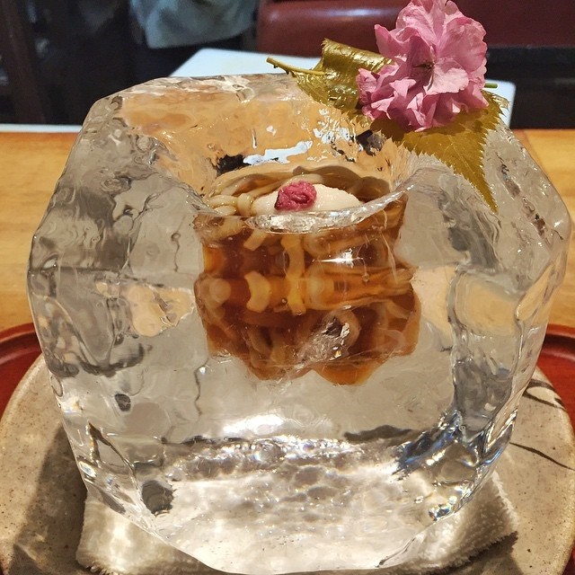tempura matsu Japanese restaurant serves up noodles in stunning ice block bowls (1)