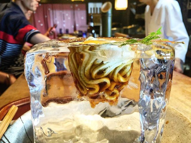 tempura matsu Japanese restaurant serves up noodles in stunning ice block bowls (1)