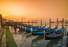 39+ pictures revealed the beauty and culture of Venice, Italy Sunrise over the Gondolas on St Marks
