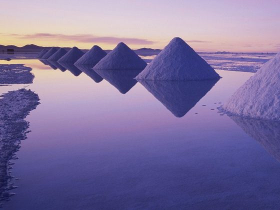 travel guide, salt pan, Salar de Uyuni, Bolivia